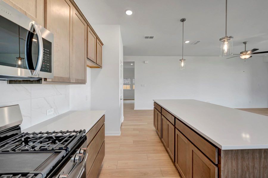 Furnished interior view inside a new home in Beacon Point at Lago Mar 50’ Homesites, Texas City (Image 8).