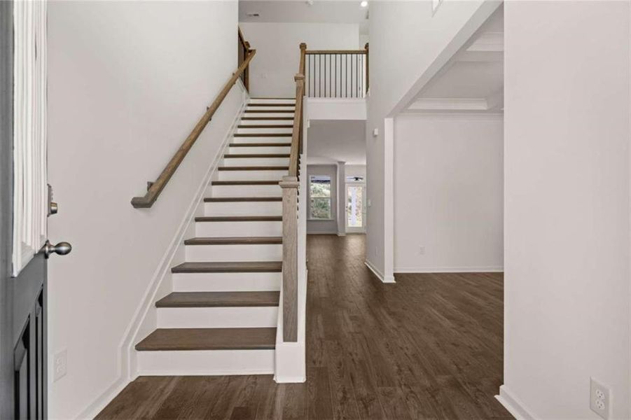 Spacious, unfurnished interior of a new home in Water Oak Estates, Lawrenceville (Image 39).
