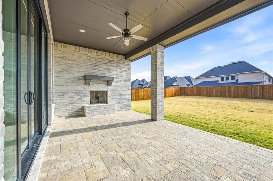 Exterior details and patio area of a home in Sandbrock Ranch, Aubrey (Image 2).