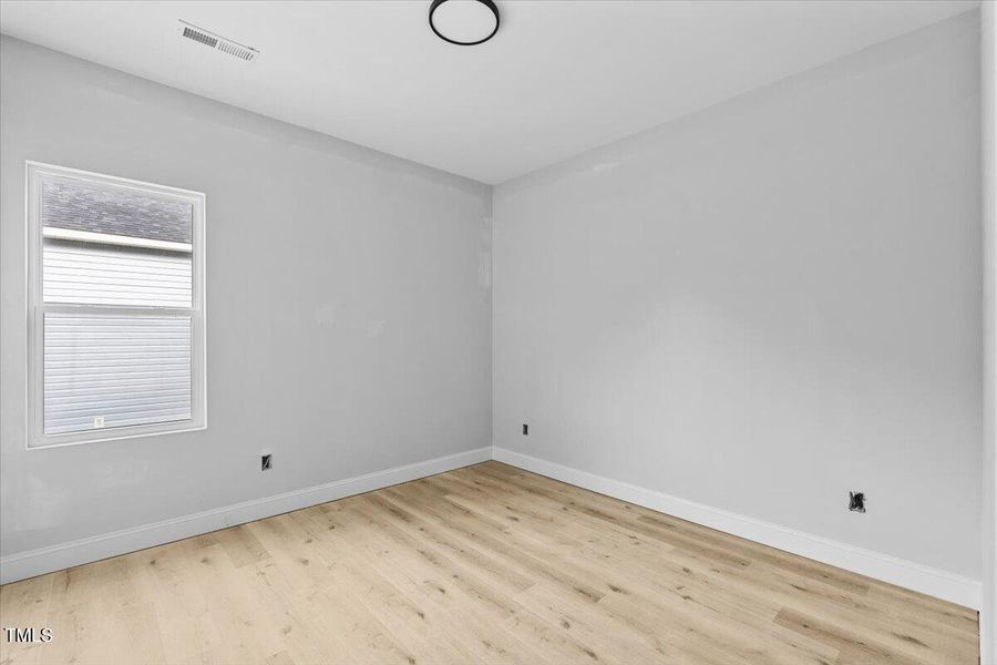 13-Lan 1235 St Regis-13