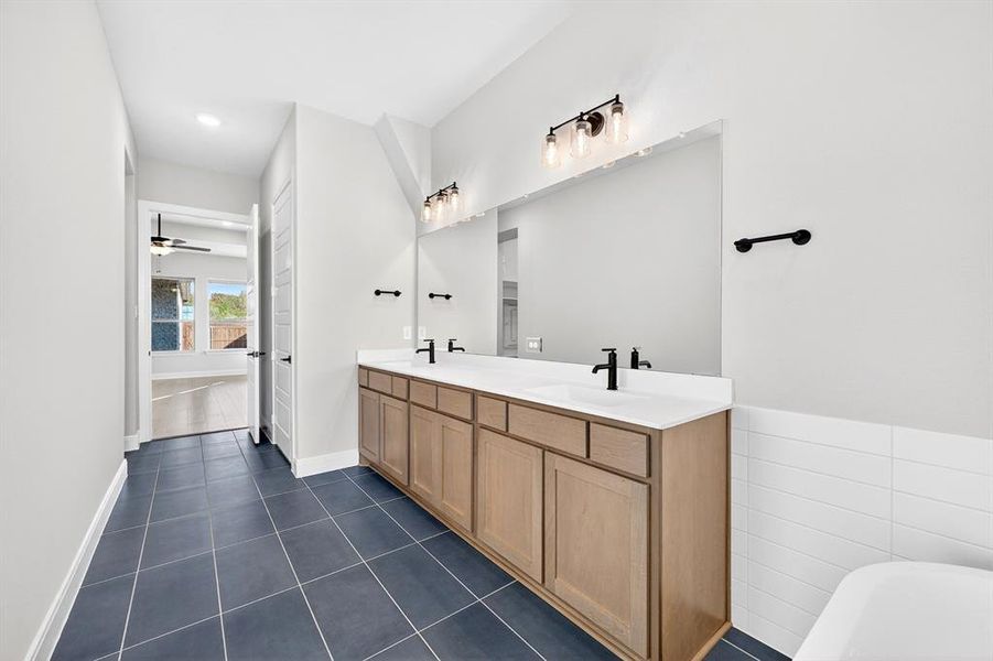 Furnished interior view inside a new home in Elements at Viridian - Signature Series, Arlington (Image 9).