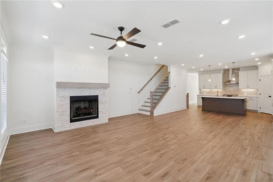 Spacious, unfurnished interior of a new home in IveyBrooke, Alpharetta (Image 24).