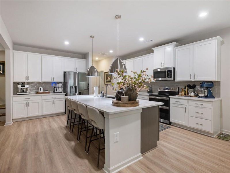 Furnished interior view inside a new home in , Bethlehem (Image 38).