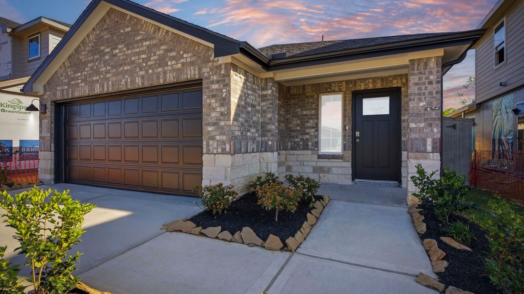 Image 19 of a home in Lakes at Westland Ranch.