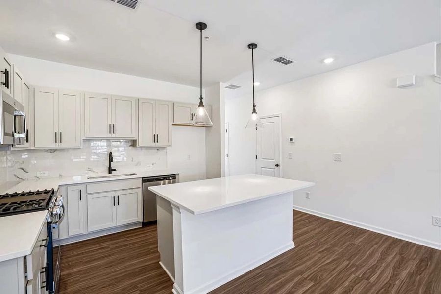 Kitchen featuring Artisan Collection Finishes Kitchen featuring Artisan Collection Finishes