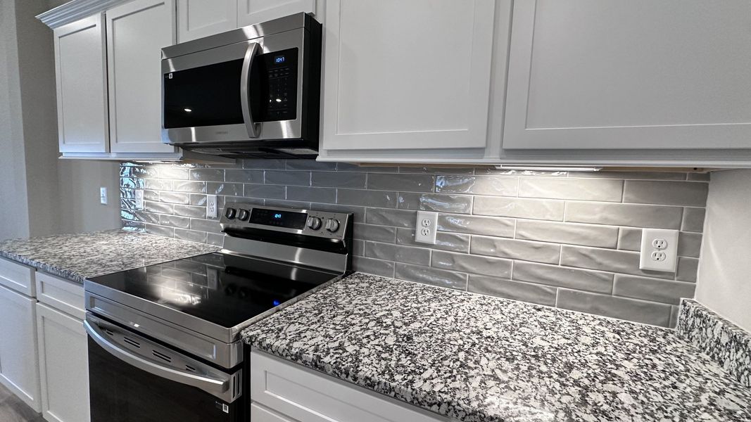 Image 69 of a home in Veterans Cove.