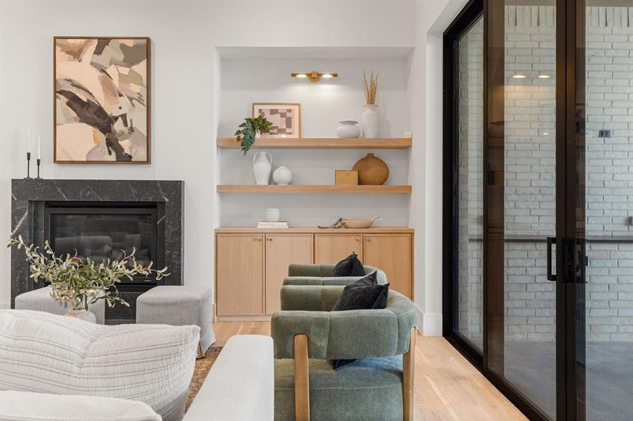 Furnished interior view inside a new home in , Dallas (Image 19).