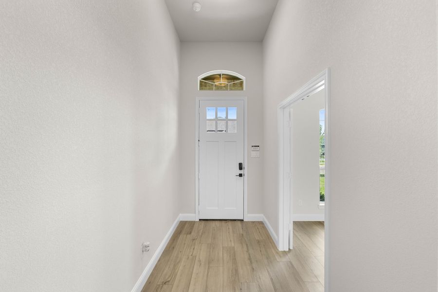 Spacious, unfurnished interior of a new home in Coyote Crossing, Godley (Image 14). Spacious, unfurnished interior of a new home in Coyote Crossing, Godley (Image 14).