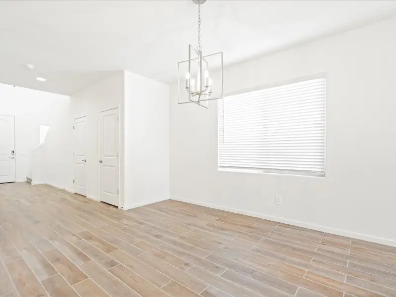 Spacious, unfurnished interior of a new home in Las Patrias at Star Valley Phase III - Signature Series, Tucson (Image 8).