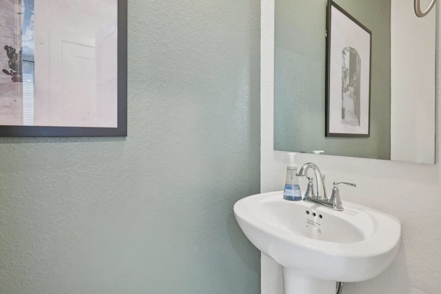 Representative interior finishes for a home built from the Versailles by Chesmar Homes in Jubilee Chateau, Hockley (Image 13).