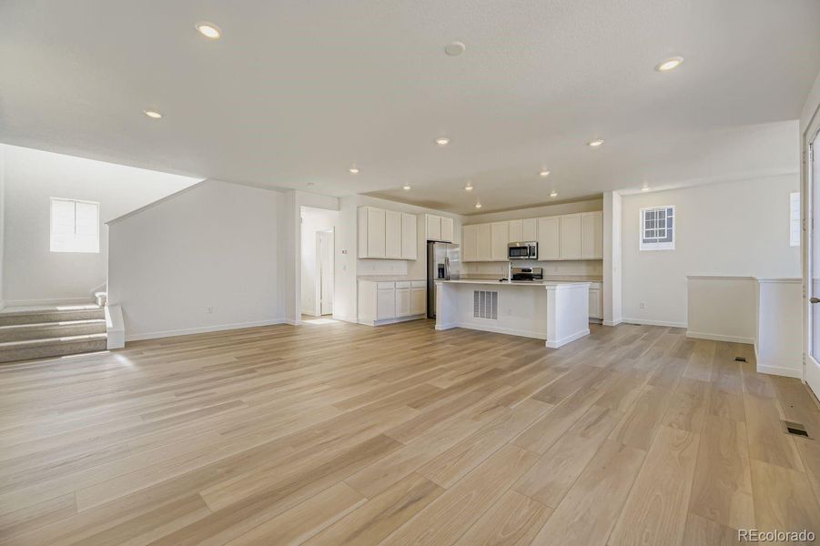 Spacious, unfurnished interior of a new home in , Thornton (Image 14).