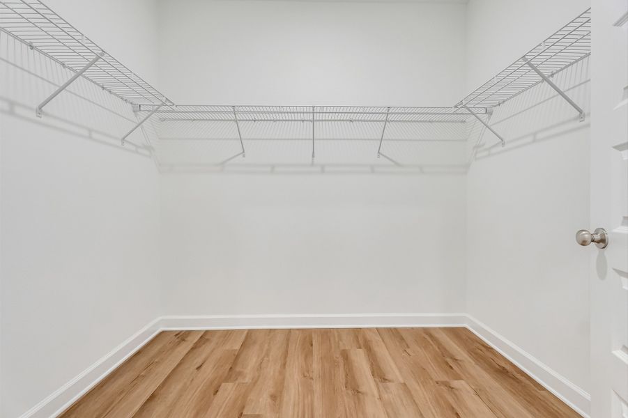 Spacious, unfurnished interior of a new home in Southern Charm, Crestview (Image 27).