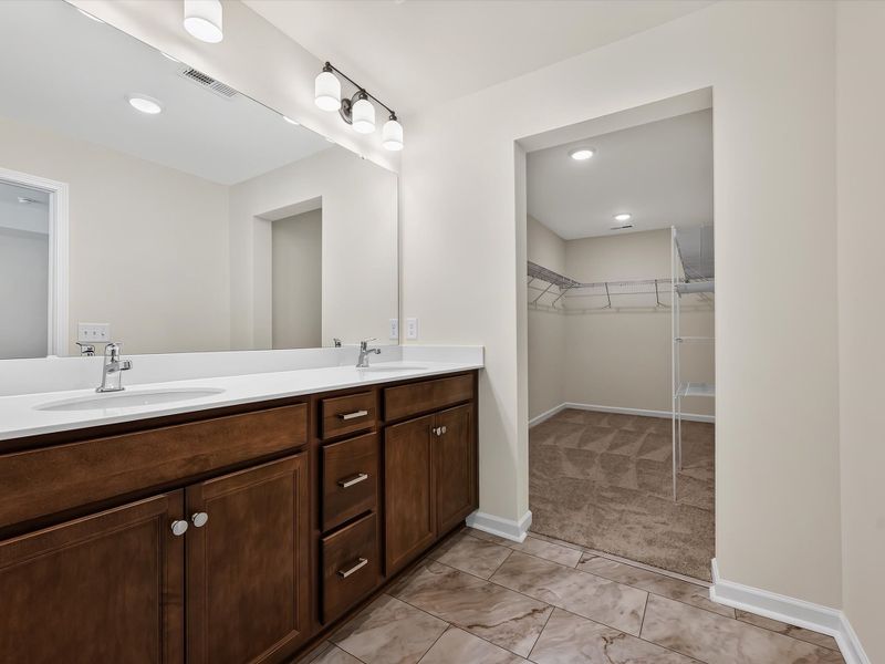 Owner's Bath Owner's Bath