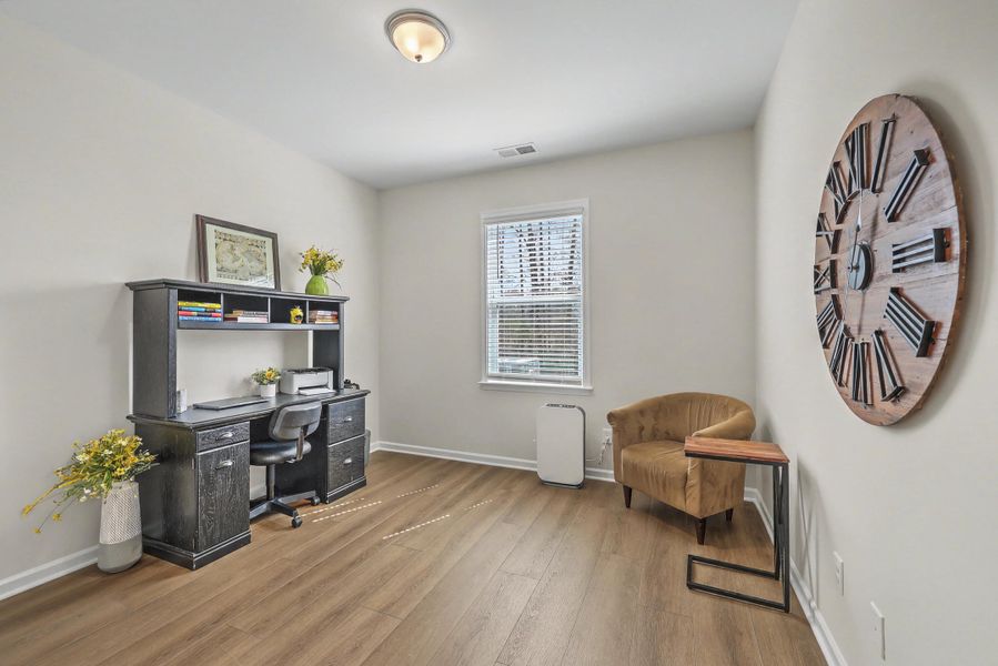 Furnished interior view inside a new home in Parker's Preserve, Ridgeville (Image 37).