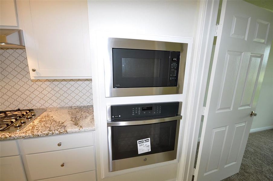 Built in Microwave and Stainless, self cleaning ovens are standard at Cevelle.