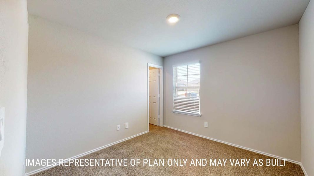 Spacious, unfurnished interior of a new home in The Villages at Schwertner Ranch, Jarrell (Image 19).
