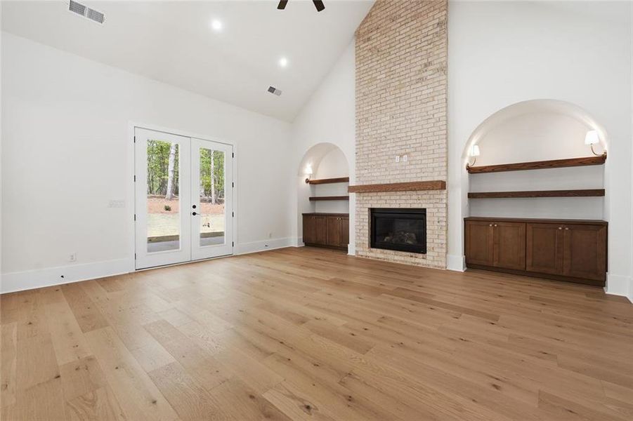 Spacious, unfurnished interior of a new home in , Clermont (Image 29). Spacious, unfurnished interior of a new home in , Clermont (Image 29).