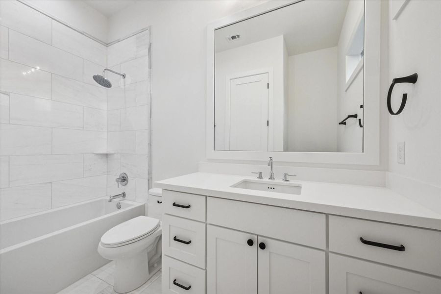 Furnished interior view inside a new home in , Houston (Image 14).