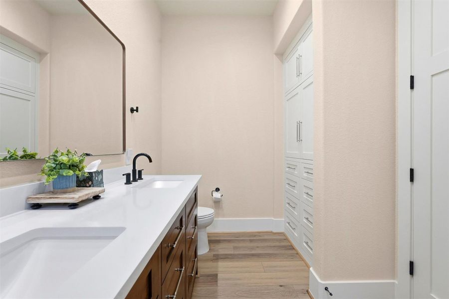 Furnished interior view inside a new home in , Willis (Image 30).