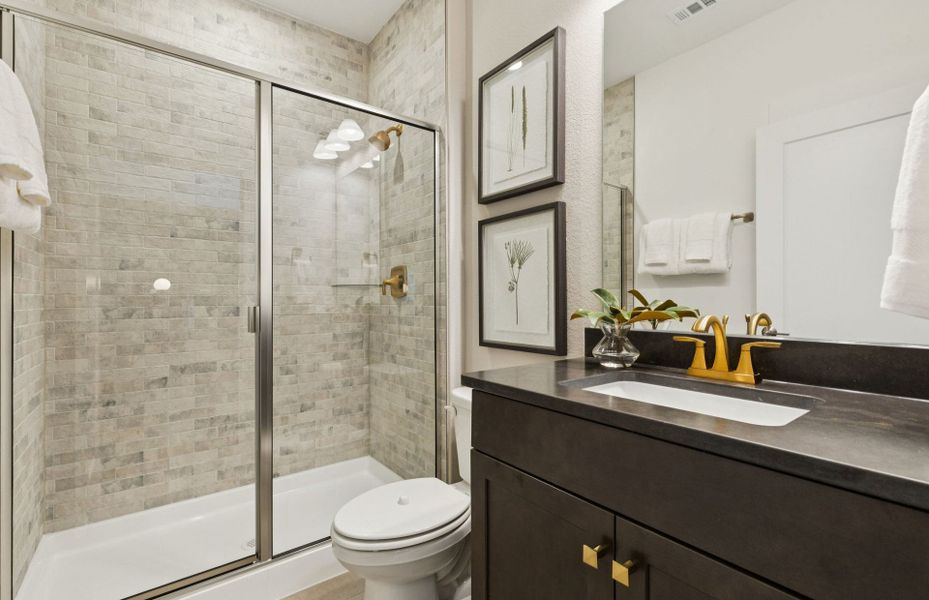 Representative furnished interior of a home built from the Lexington by Pulte Homes in Whitewing Trails, Princeton (Image 20).