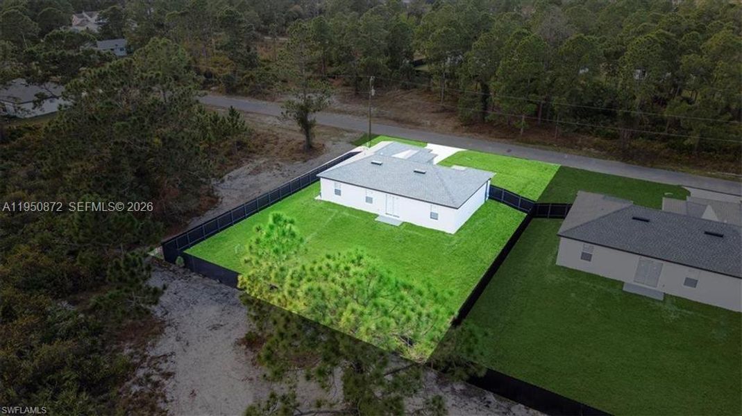 Exterior details and patio area of a home in , Lehigh Acres (Image 4).