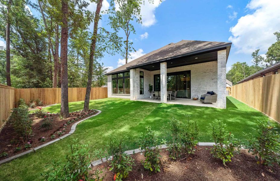 Representative exterior details of a home built from the 2855 by Ravenna Homes in The Woodlands Hills 65′, Willis (Image 24).