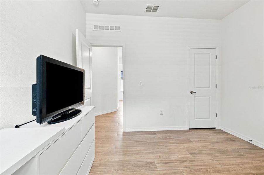 Image 39 of a home in . Image 39 of a home in .
