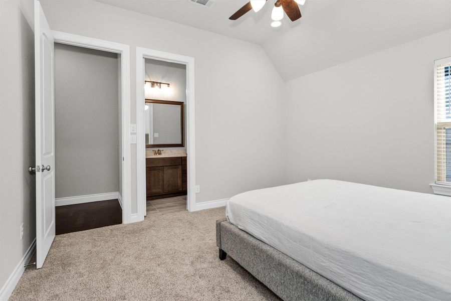 Furnished interior view inside a new home in Artavia 70′, Conroe (Image 28).