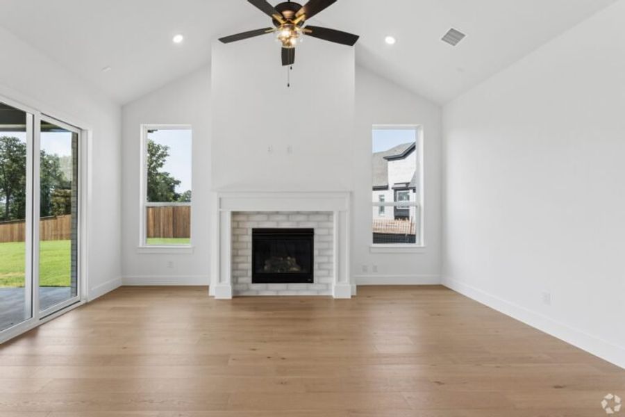 Spacious, unfurnished interior of a new home in Chatham Reserve, Providence Village (Image 22).