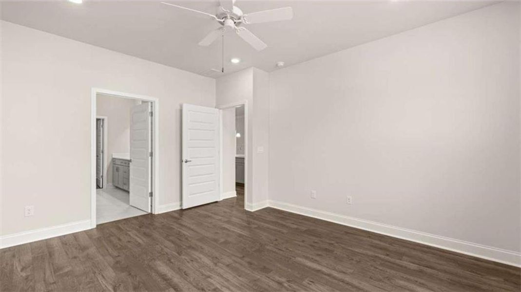 Spacious, unfurnished interior of a new home in Oak Ridge Meadows - Active Adult, Locust Grove (Image 25). Spacious, unfurnished interior of a new home in Oak Ridge Meadows - Active Adult, Locust Grove (Image 25).
