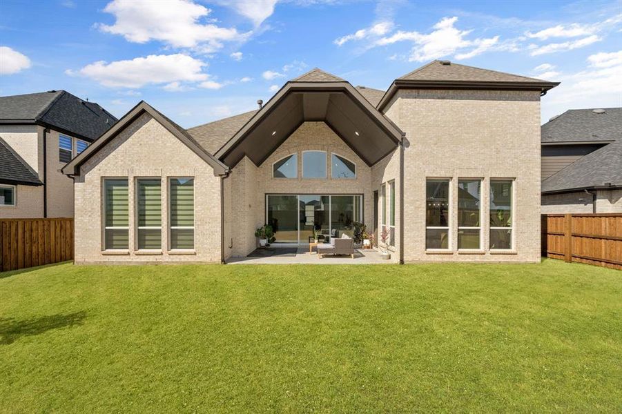 Exterior details and patio area of a home in Star Trail, Prosper (Image 21).