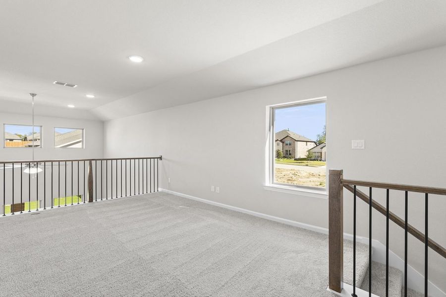 Representative unfurnished interior of a home built from the Cedar Sorella 40s by Brohn Homes in Sorella, Tomball (Image 25).