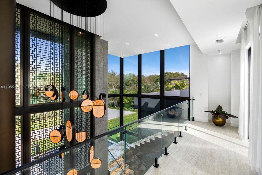 Image 70 of a home in .