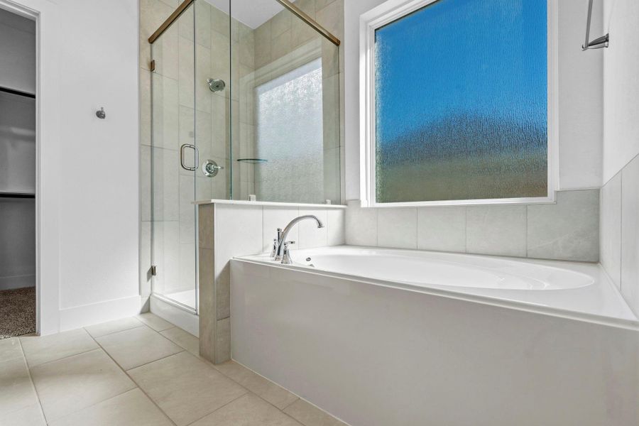 Furnished interior view inside a new home in Emory Glen, Magnolia (Image 12).