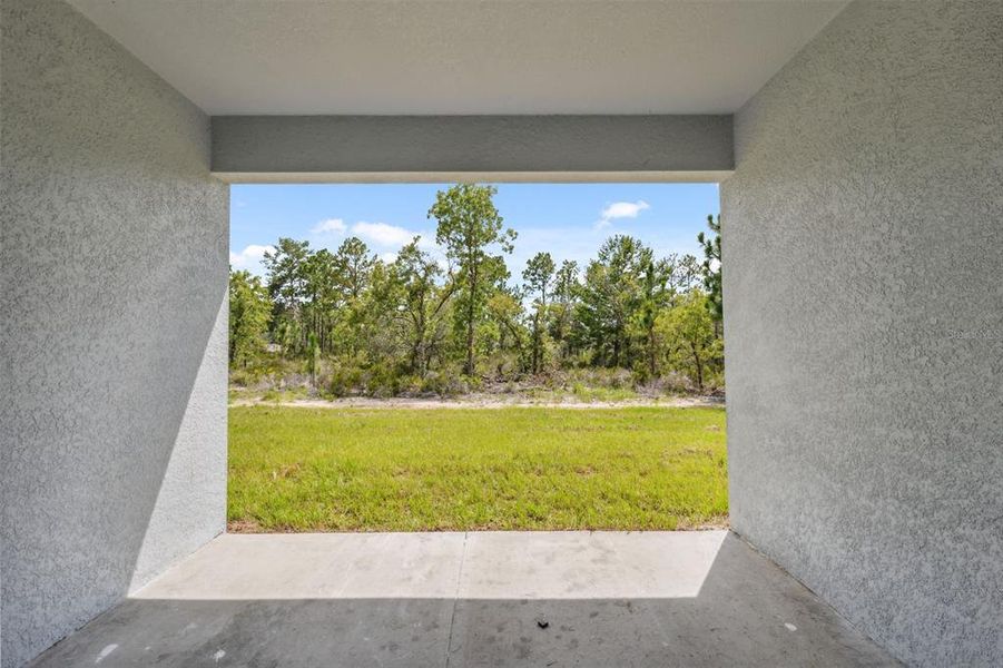 Exterior details and patio area of a home in , Ocala (Image 3).