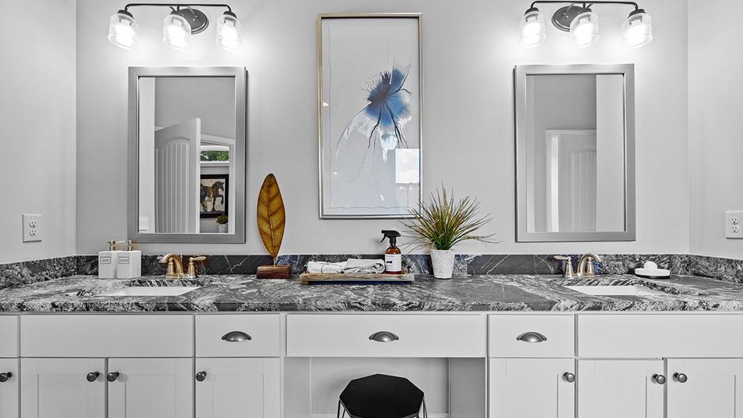 Close-up of interior finishes inside a home in Genesee, Newnan (Image 21).