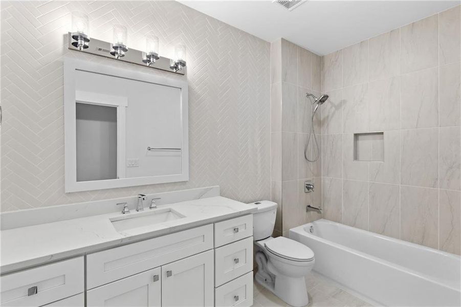 Furnished interior view inside a new home in , Alpharetta (Image 48).