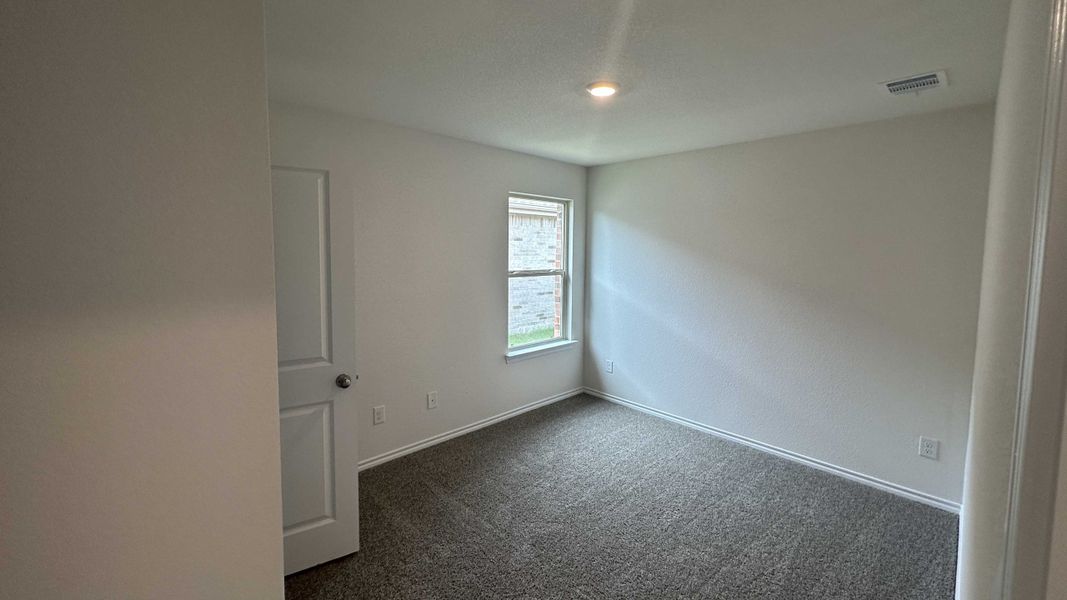 Spacious, unfurnished interior of a new home in Cartwright Ranch, Crandall (Image 11).