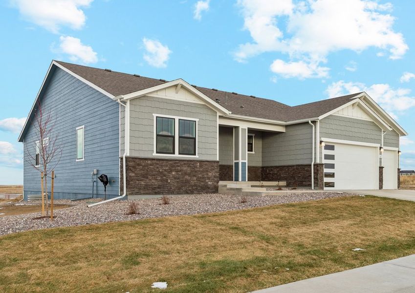 The Telluride has a gorgeous siding and stone exterior.