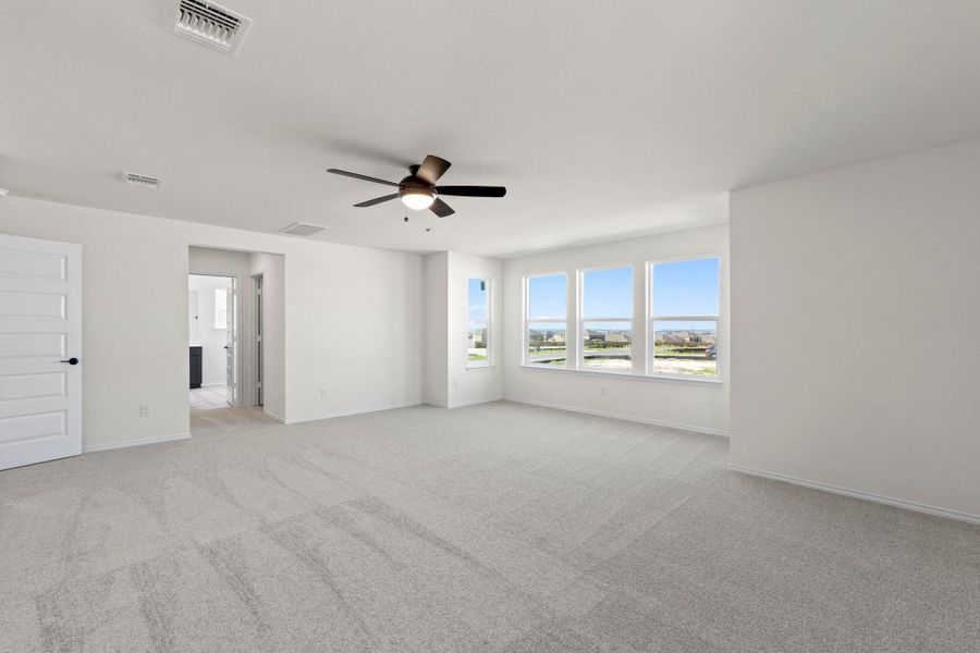 Spacious, unfurnished interior of a new home in Salerno - Classic Collection, Round Rock (Image 27). Spacious, unfurnished interior of a new home in Salerno - Classic Collection, Round Rock (Image 27).