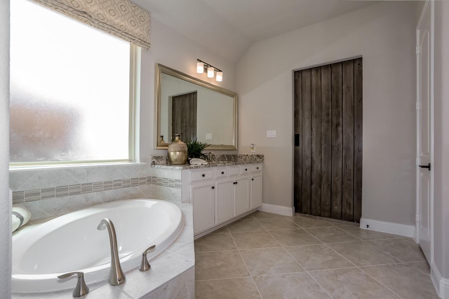 Furnished interior view inside a new home in Valencia: Hilltop Collection, Manvel (Image 43).