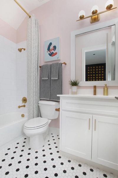 The Lauren II Bath 3