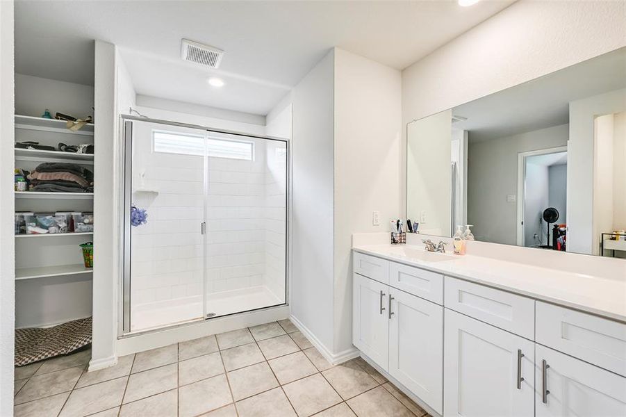 Furnished interior view inside a new home in , Springtown (Image 15).