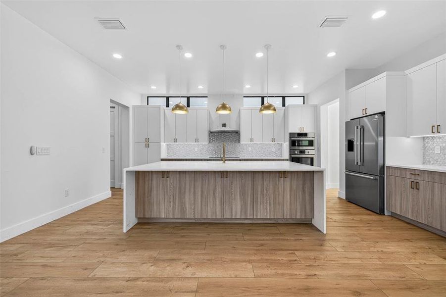 Furnished interior view inside a new home in , St. Petersburg (Image 7).