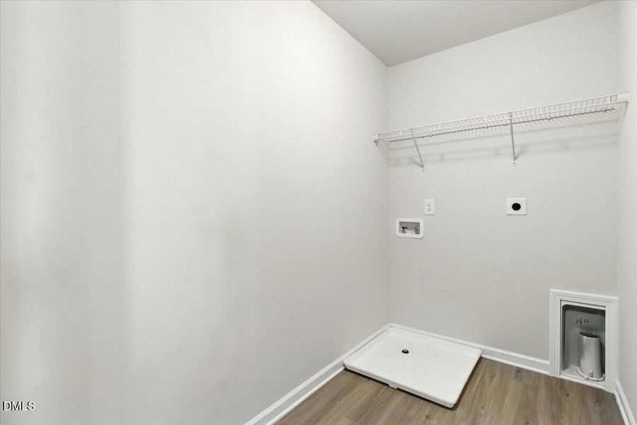 32-Laundry located on 2nd Floor