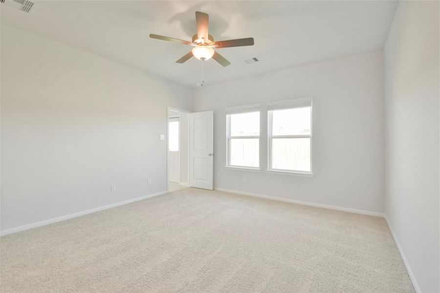 Spacious, unfurnished interior of a new home in The Villages at WestPointe, Dayton (Image 62).