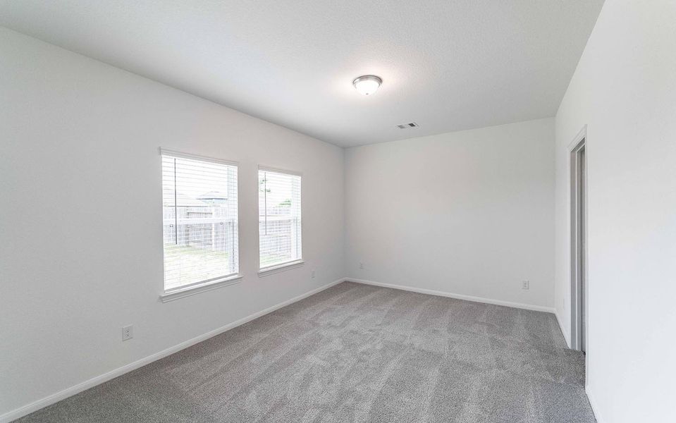 Spacious, unfurnished interior of a new home in Lago Mar, Texas City (Image 12). Spacious, unfurnished interior of a new home in Lago Mar, Texas City (Image 12).