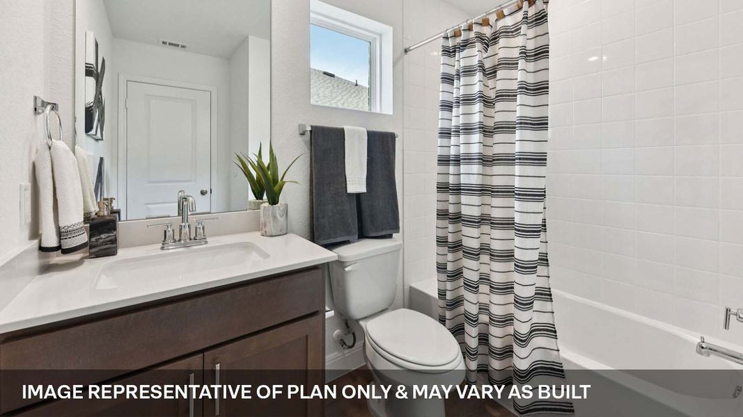 Representative furnished interior of a home built from the The Fairfield by D.R. Horton in Riverview, Georgetown (Image 13).