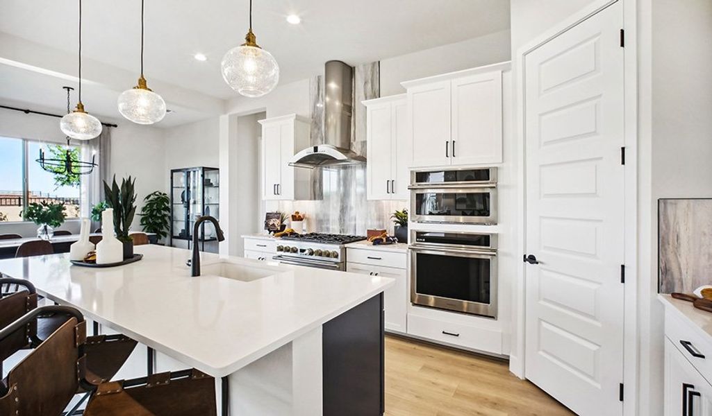 Darius-P786-EstatesatArroyoSeco Kitchen