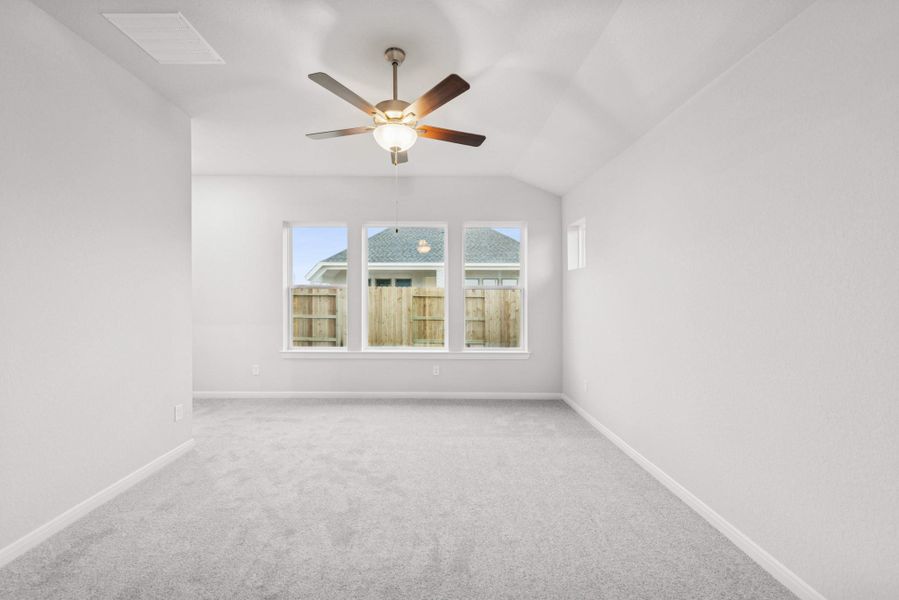 Spacious, unfurnished interior of a new home in The Grand Prairie 50’, Hockley (Image 24).